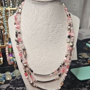 Elegant Pink and Silver Beaded Necklace